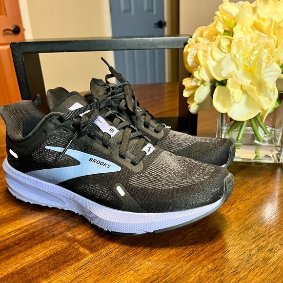 Brooks Women's Launch 9 Black & Purple Low Running Shoes Sneakers Size 8 - Picture 1 of 6